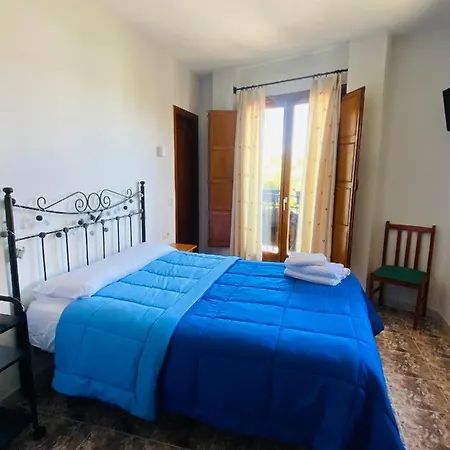Hostal La Alberca 2*