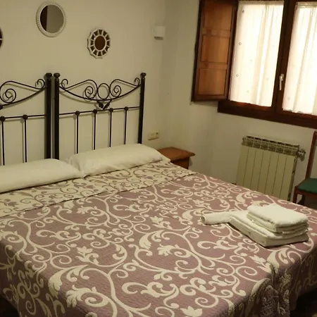 Hostal La Alberca بيت ضيافة لا ألبيركا