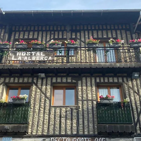 Hostal La Alberca 2*