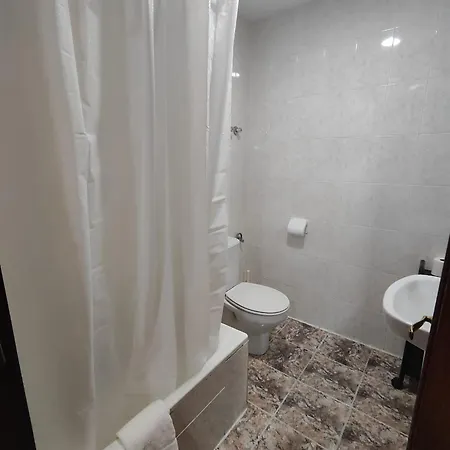 ゲストハウス Hostal La Alberca 3*