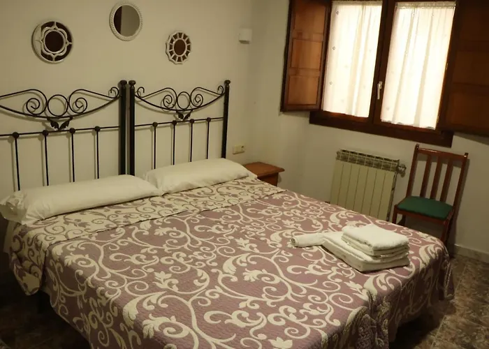 Hostal La Alberca בית הארחה לה אלברקה